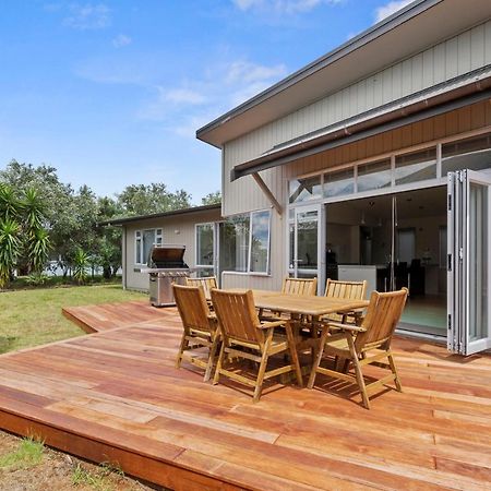 Restful Ruakaka - Ruakaka Holiday Home מראה חיצוני תמונה